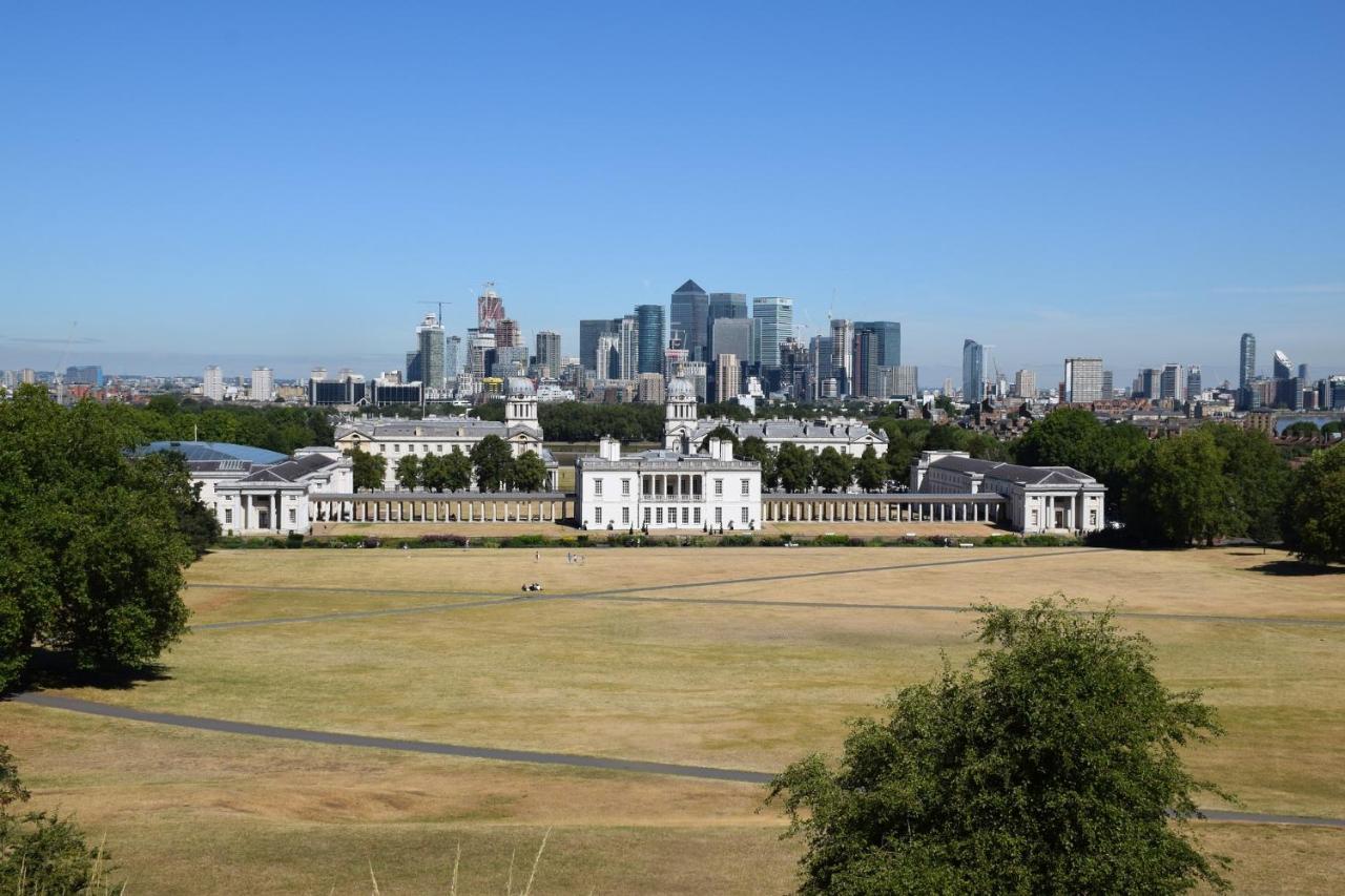 Modern, Large Independent With En-suite Bathroom In Private Owned Londres